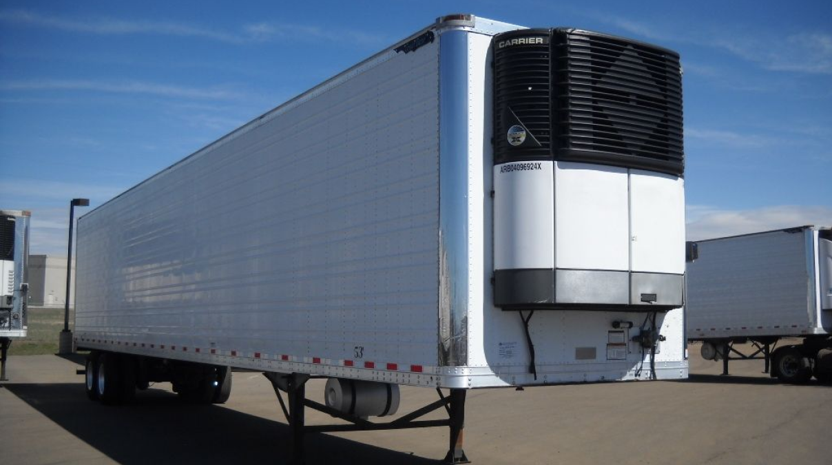 Refrigerated Transportation Service delivering temperature-controlled food products safely
