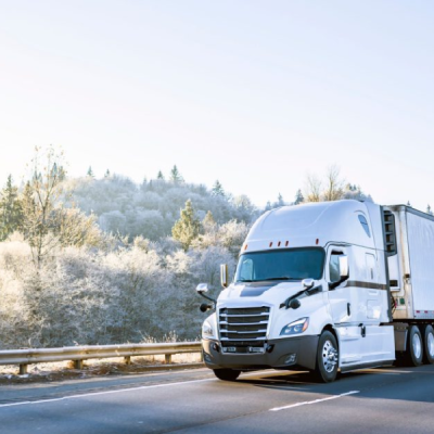 Refrigerated Shipping vs Standard Shipping - Choosing the Right Transportation Solution